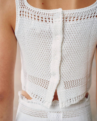 Bella Dahl - BUTTON BACK CROCHET TOP