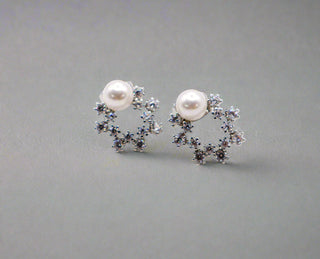 Pearlescent Elegance White Gold Earrings