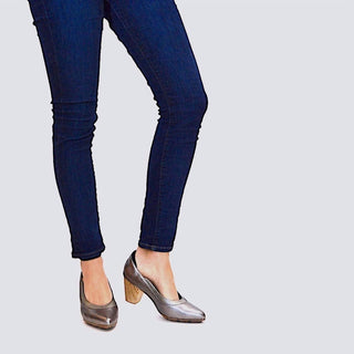 Chelsea Jones - Women's Rhyme Mid Heels