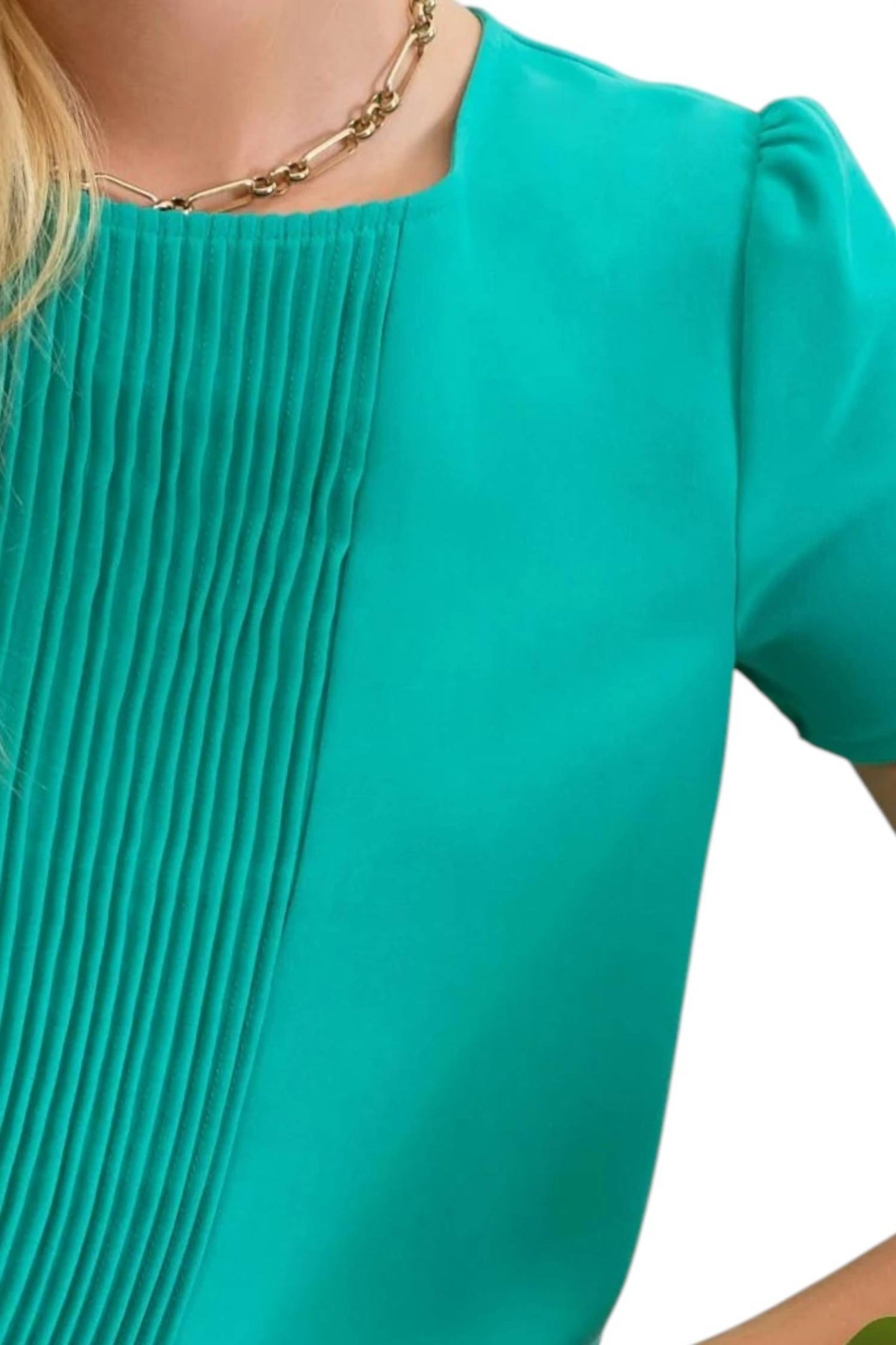 Blu Pepper - Short Sleeve Center Pleated Blouse