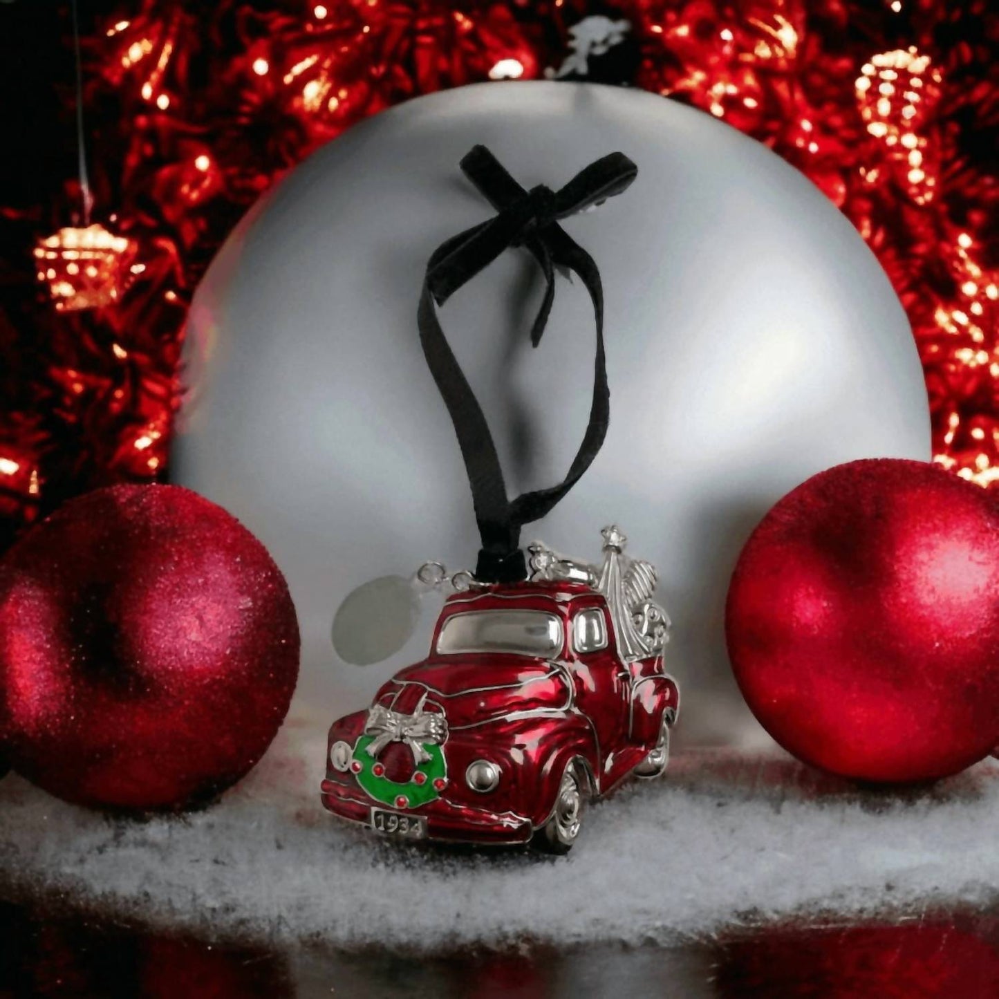 Creative Gifts International - 3D Truck Ornament