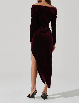 Astr - Sirica Velvet Off Shoulder Midi Dress