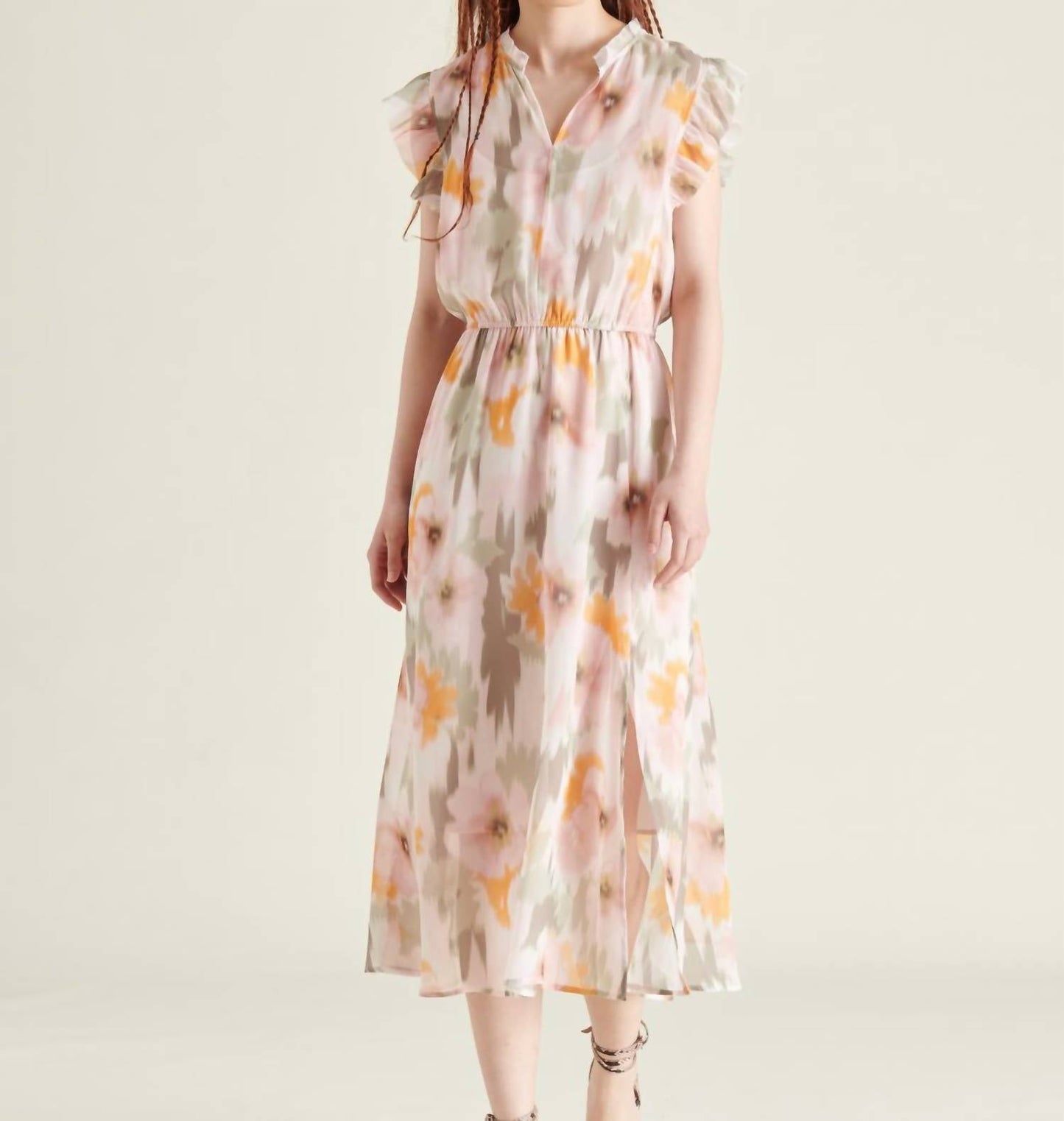 Steve Madden - Allegra V-neck Ruffle Sleeve Dress