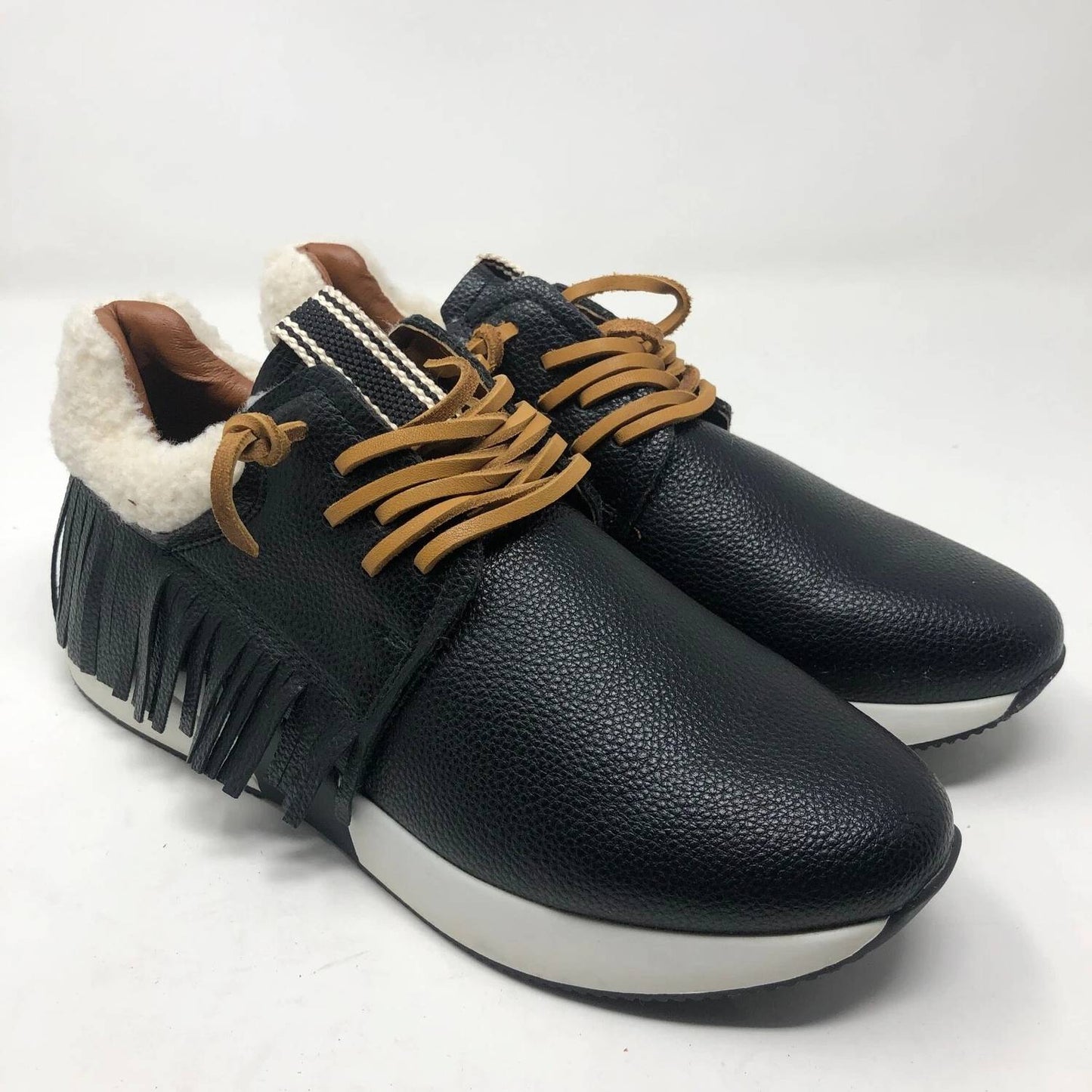 Shu Shop - Women's Pepa Fringe Sneaker