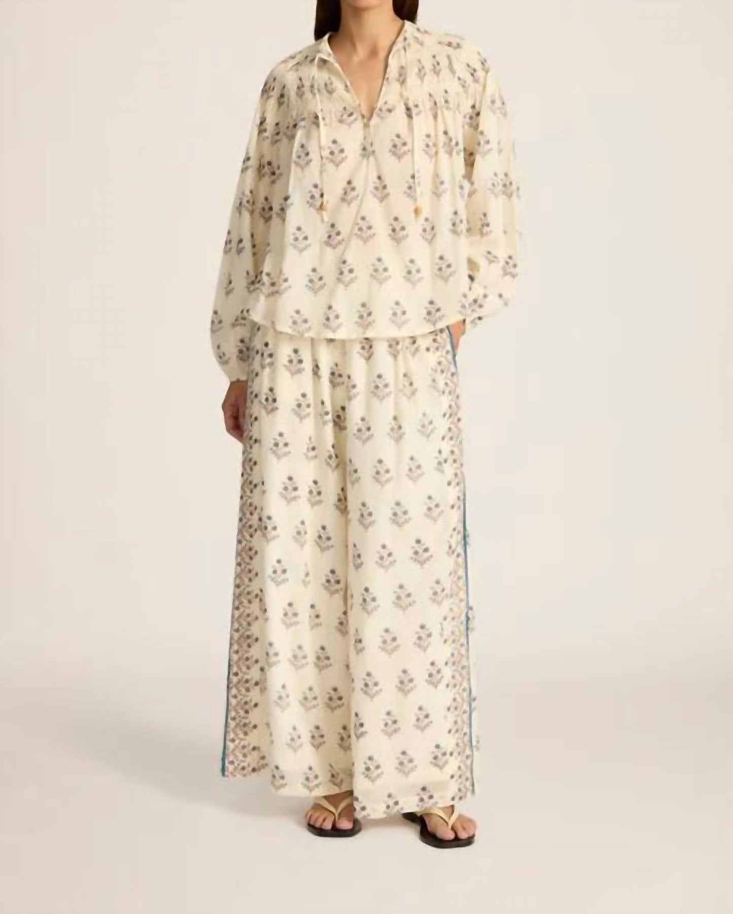 Hannah Artwear - Carmen Blouse