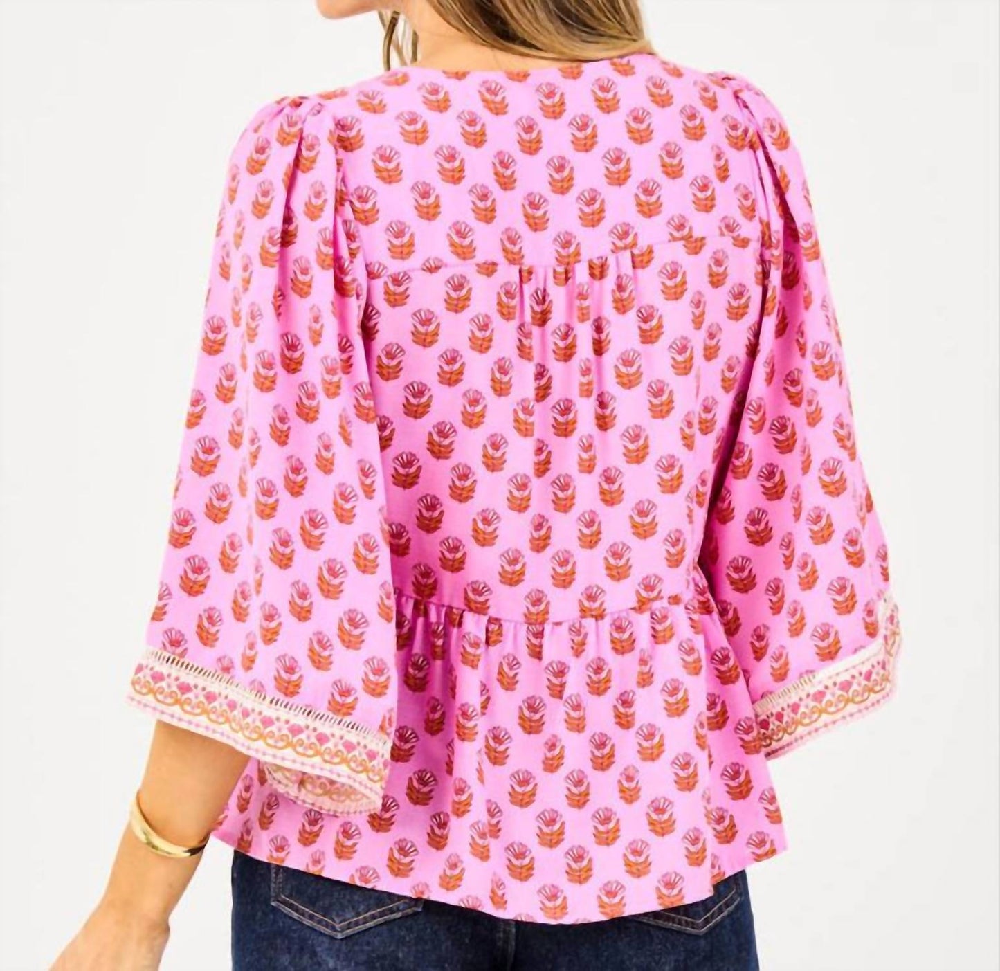 Mary Square - Monroe V-neck Top