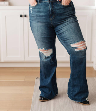 Judy Blue - High Rise Control Top Distressed Flare Jean