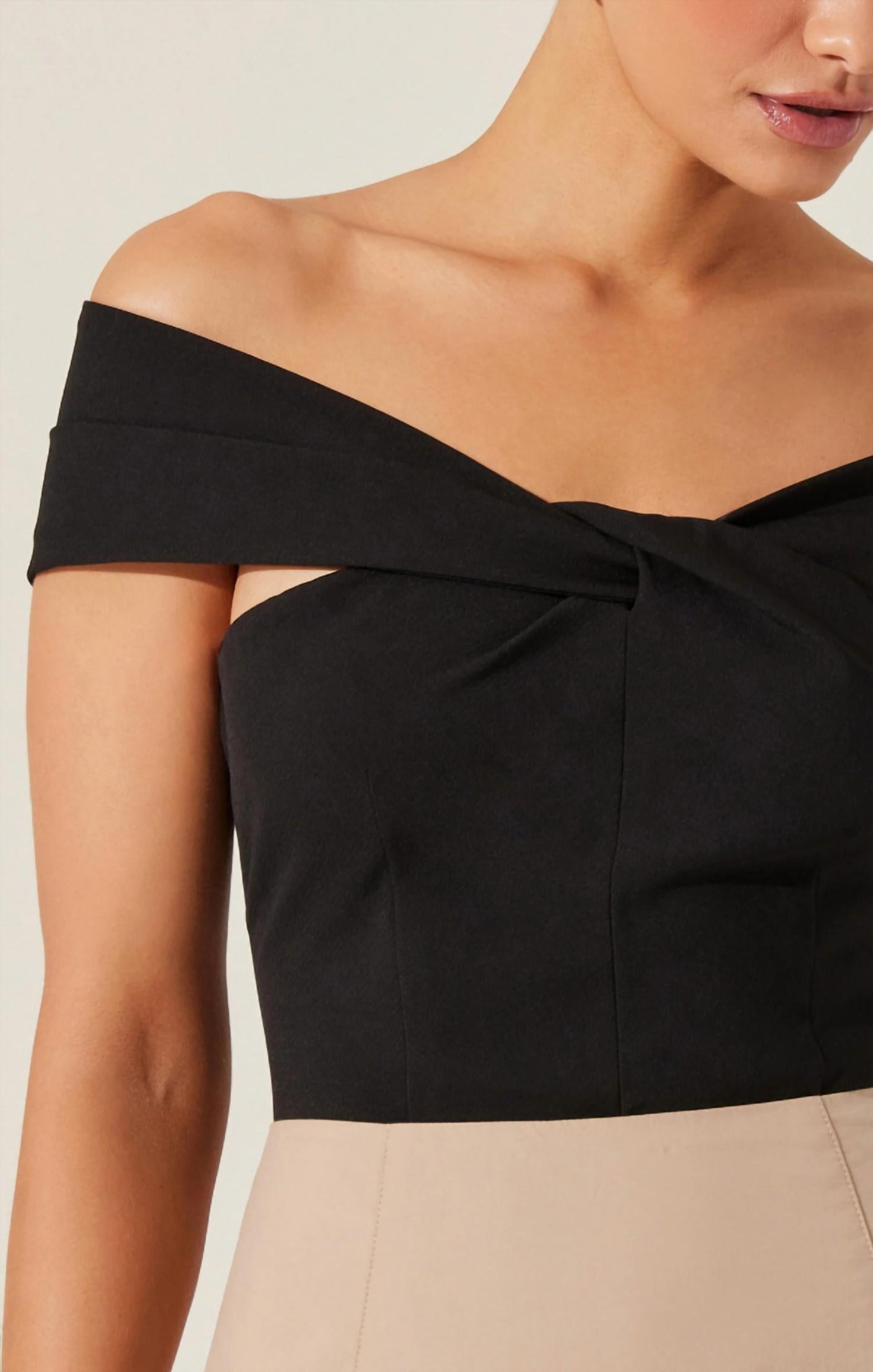 Astr - Catherine Front Twist Top