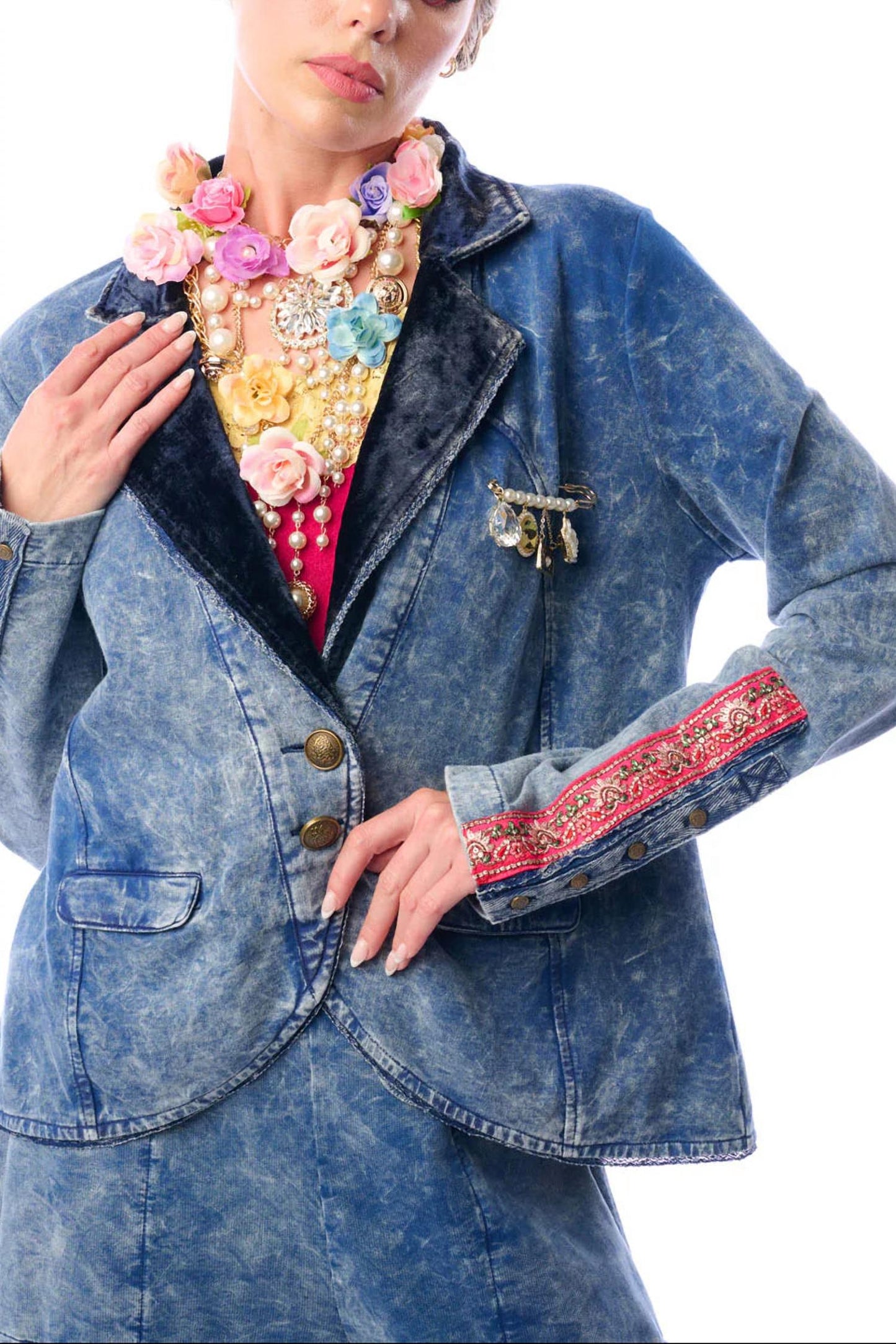 Aratta - Colonel Jacket With Embroidered Trim On Sleeves