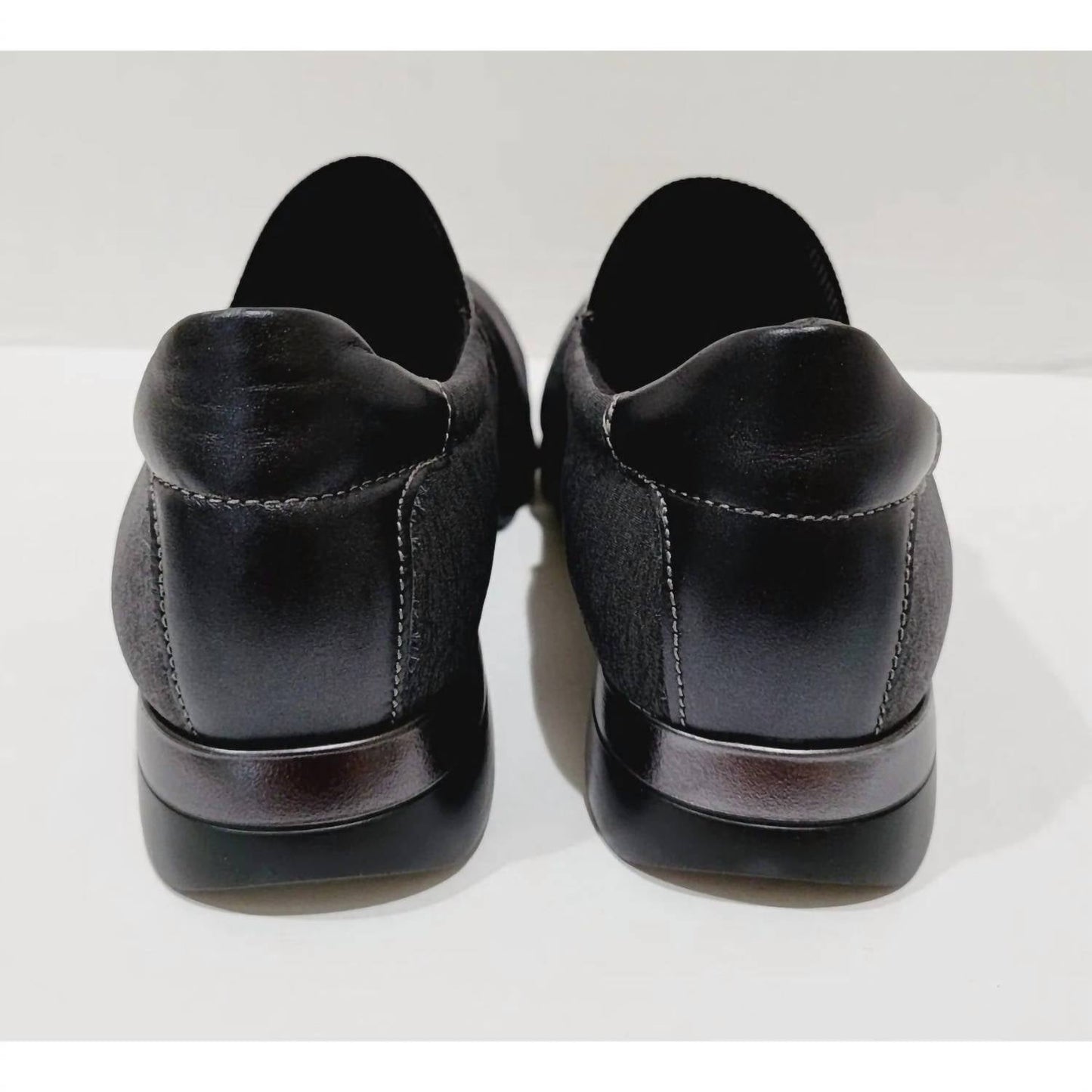 Munro - Women's Kj Fabric Gore Slip-on Sneaker