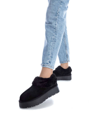 Xti - Women's Winter Suede Clogs