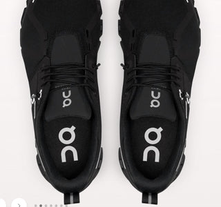 On Cloud - Women's Waterproof Sneakers