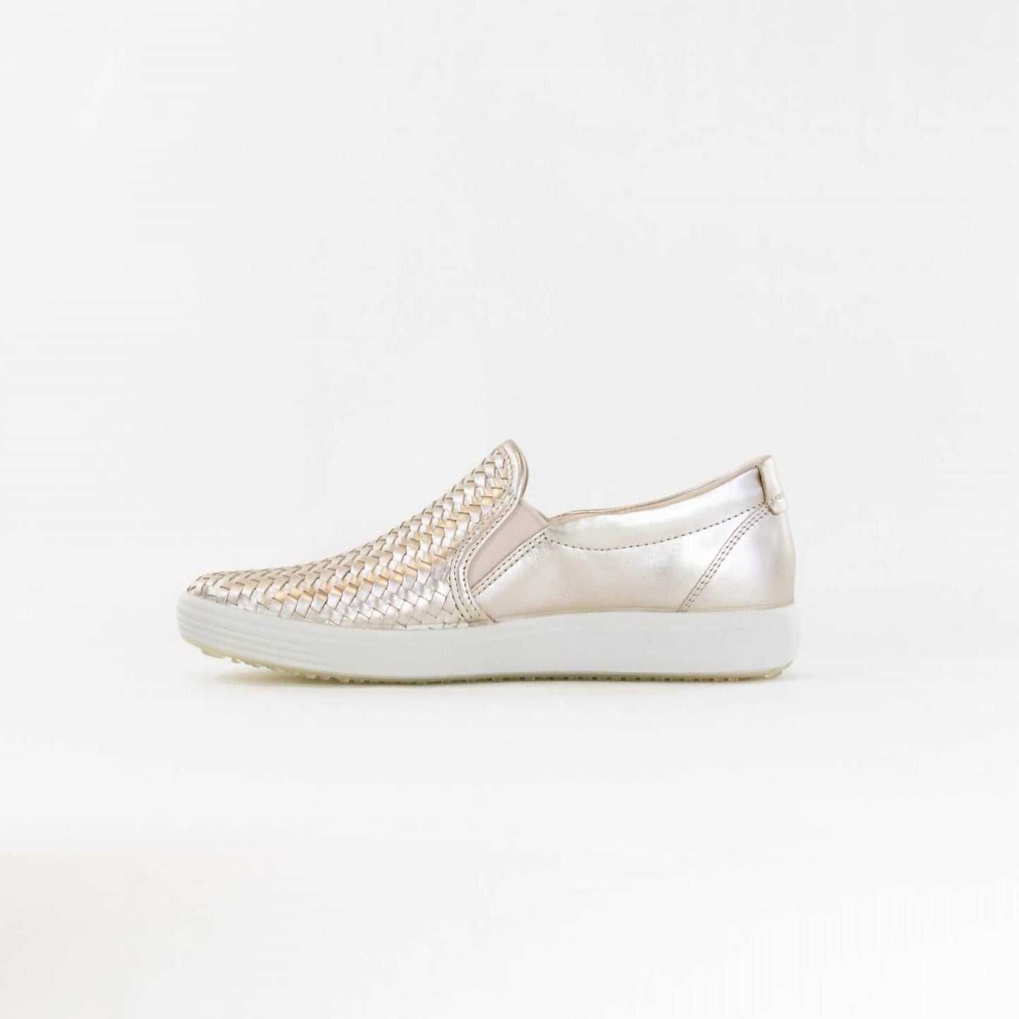 Ecco - Women's Soft 7 Woven Slip-on 2.0 Shoes