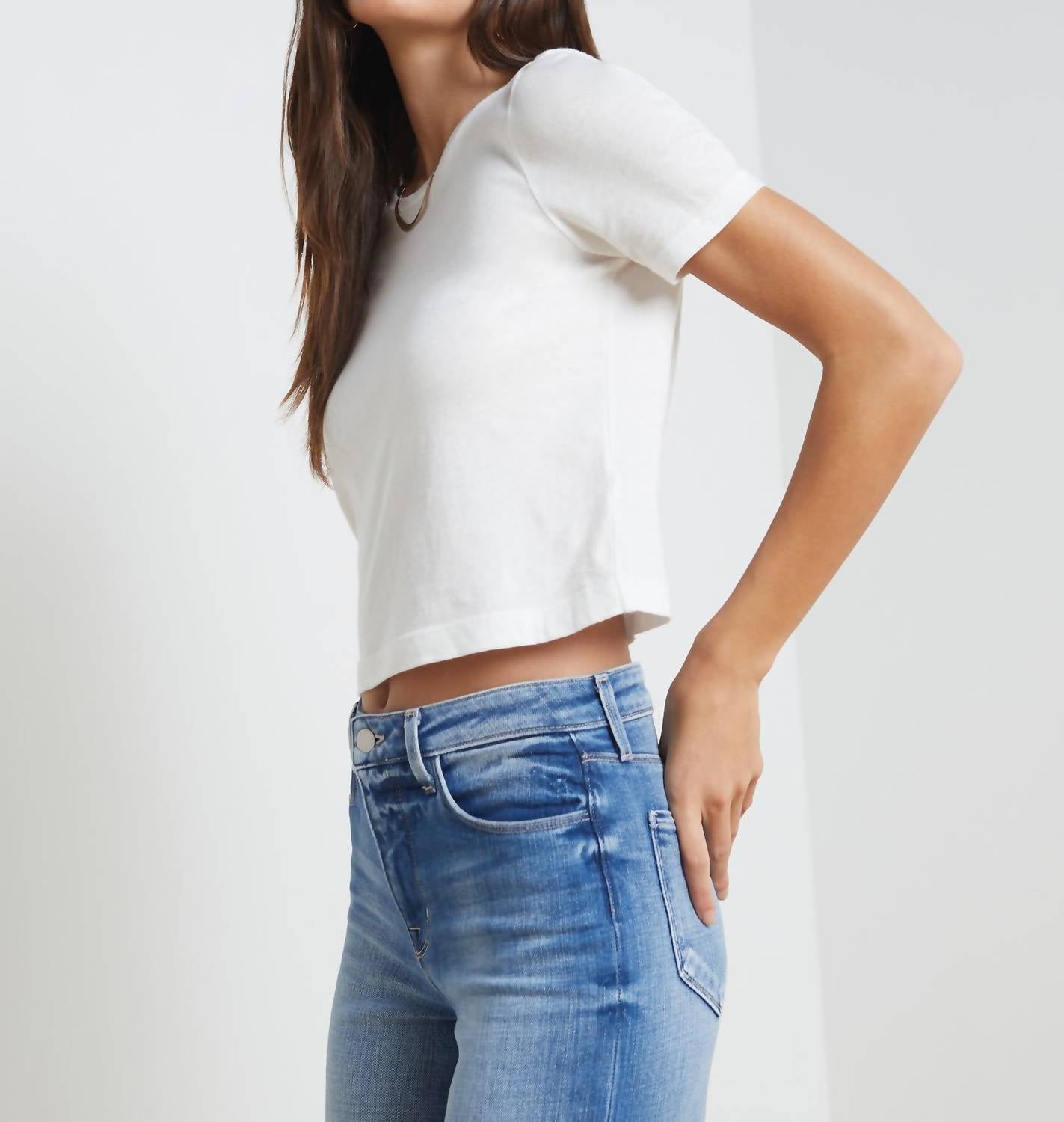 L'Agence - Donna Cropped Crew Neck Tee