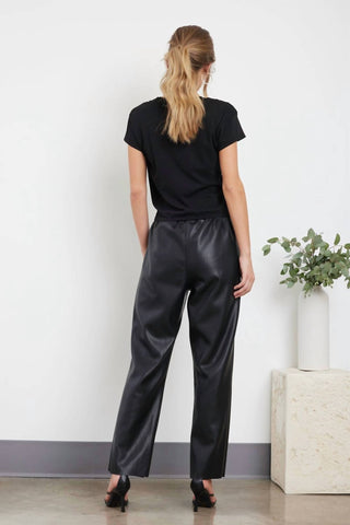 Lamade - Suri Organic Deep V Tee