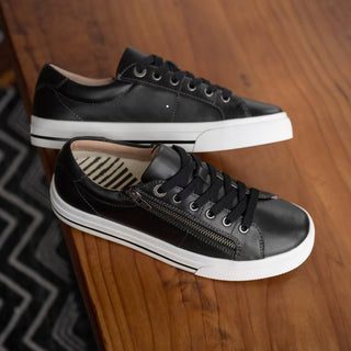 Taos - Women's Z Soul Lux Leather Sneaker