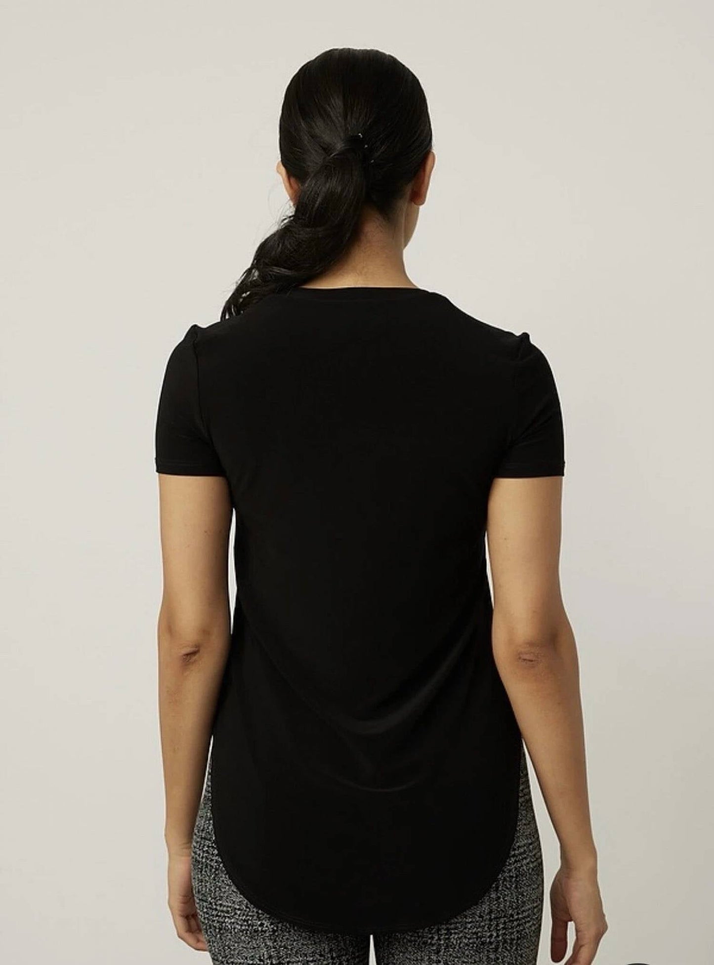 Joseph Ribkoff - Short Sleeve Rounded Hem T-shirt