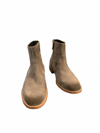 Esquivel - Women's Dakota Suede Leather Engraved Ankle Boot