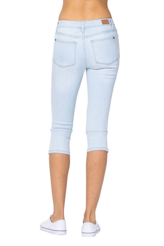 Judy Blue - Mid-Rise Capri