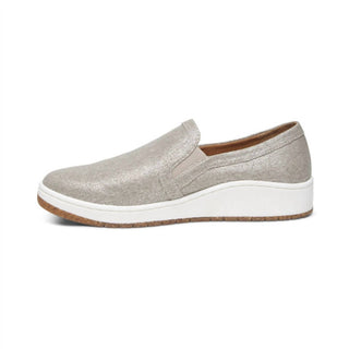 Aetrex - WOMEN'S CAMERON SLIP ON SNEAKER