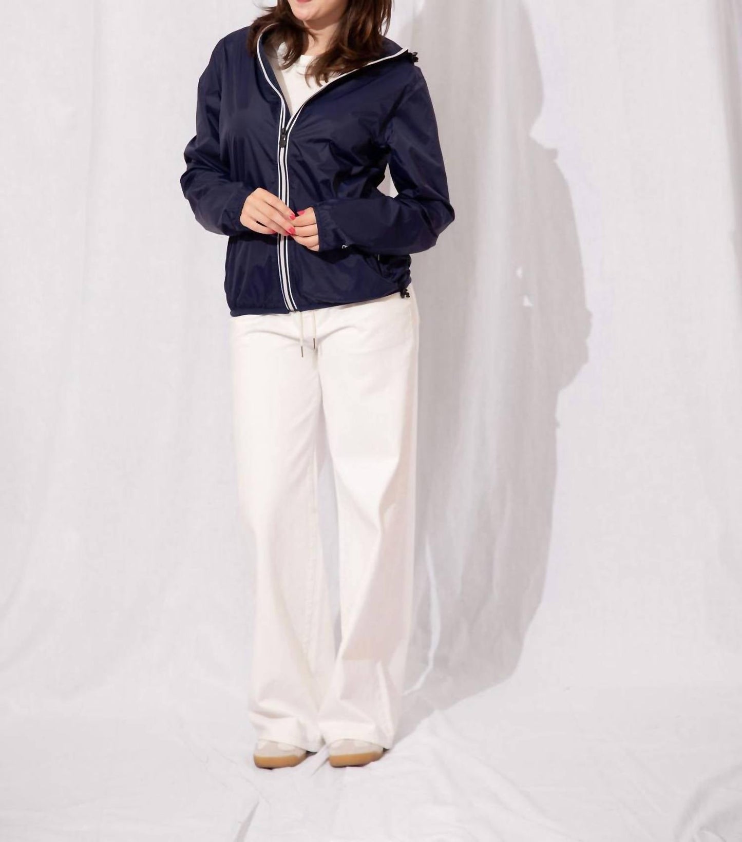 08 Lifestyle - Sloane Packable Rain Jacket