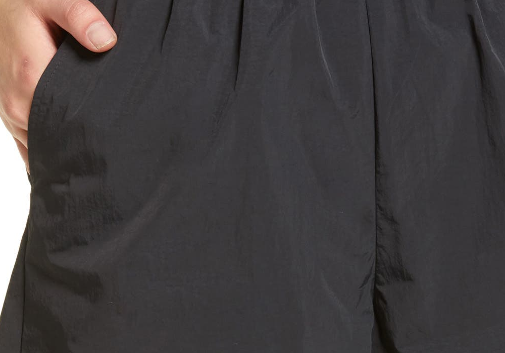 Aware by Vero Moda Black Islay High Waist Shorts, Size Medium