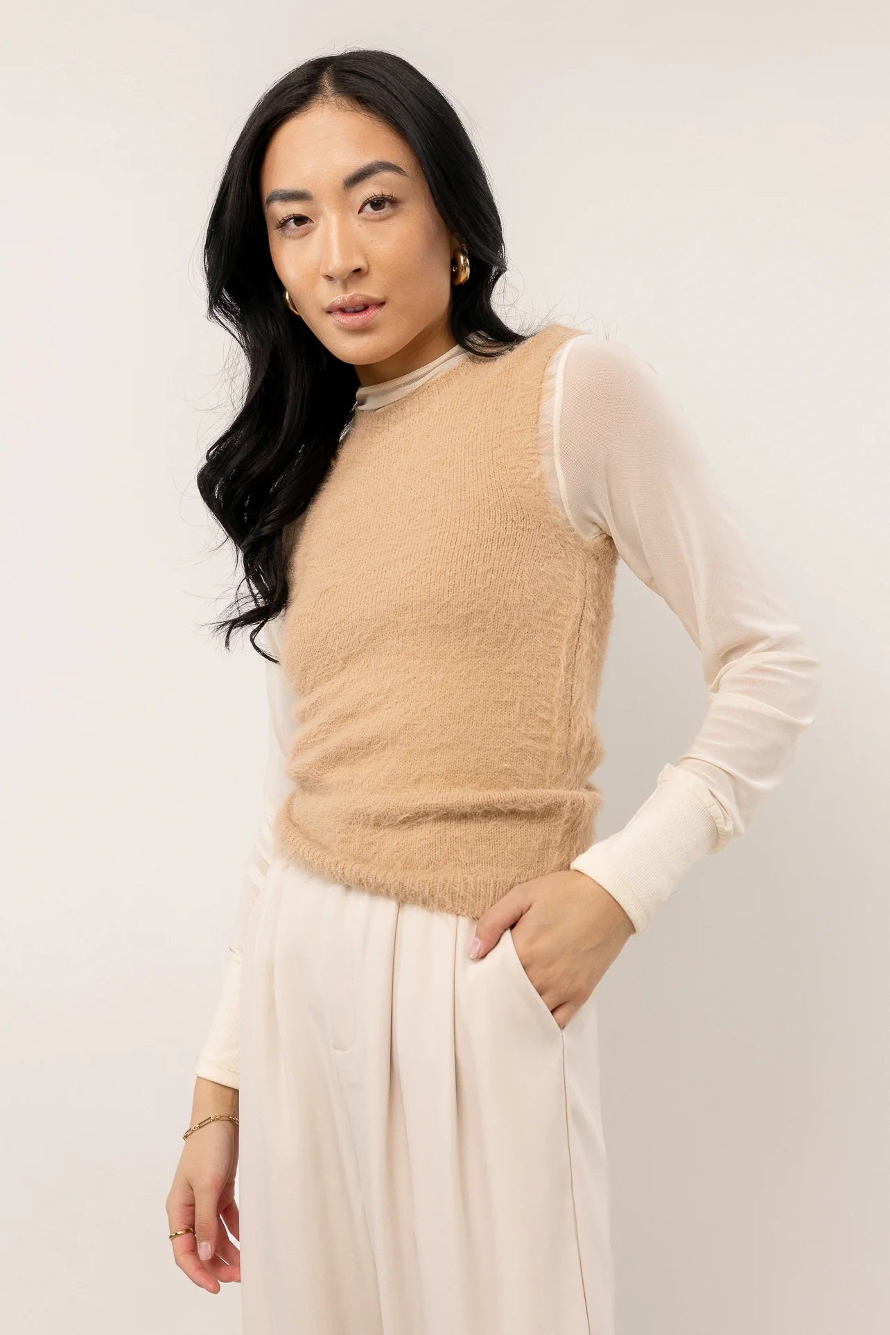 VERO MODA Women's Nadine Sweater Vest Brown Size Small