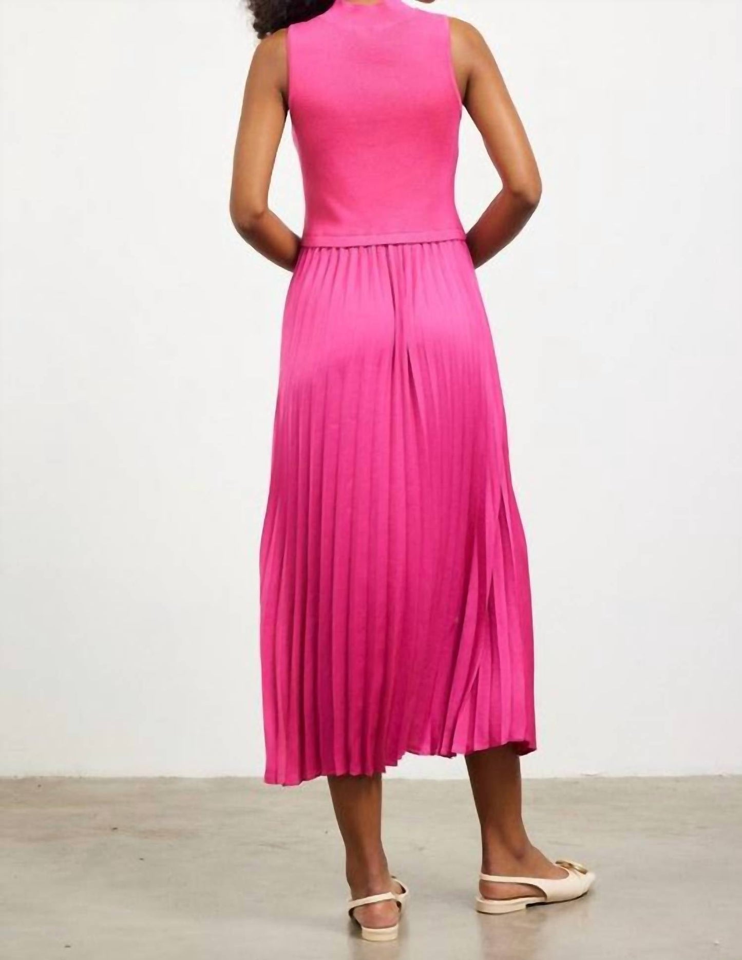 Skies Are Blue - Pleated Contrast Midi Dress