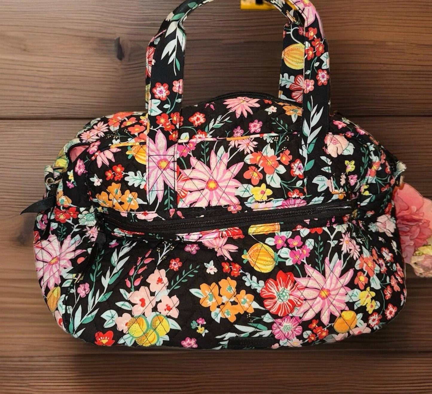 Vera Bradley - Women's Medium Duffle Bag