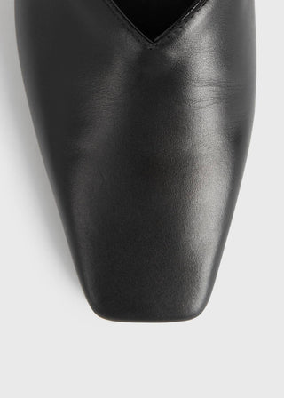 Toteme - Women's The Everyday Square Toe Flats