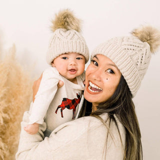 Huggalugs - Unisex Mommy & Me Pom Pom Hat