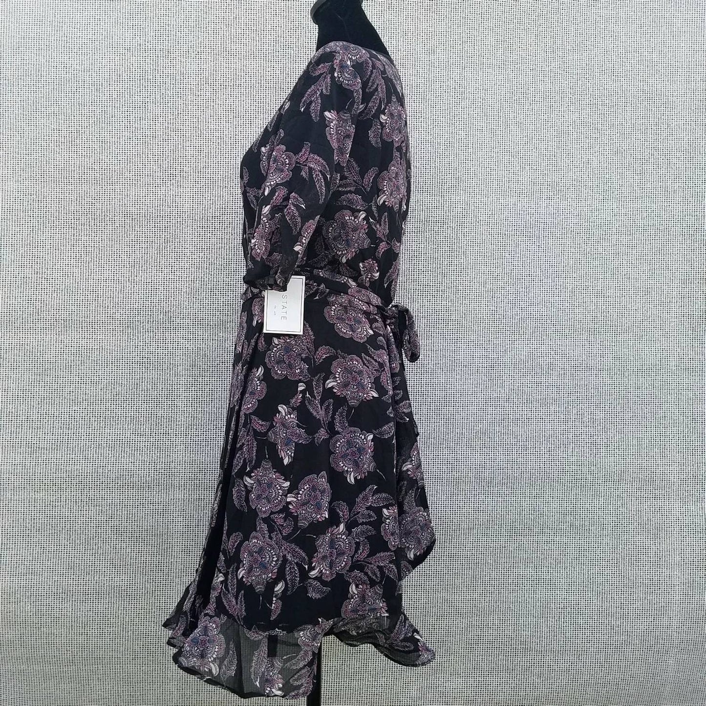 1.State - Floral Mini V-neck Wrap Dress