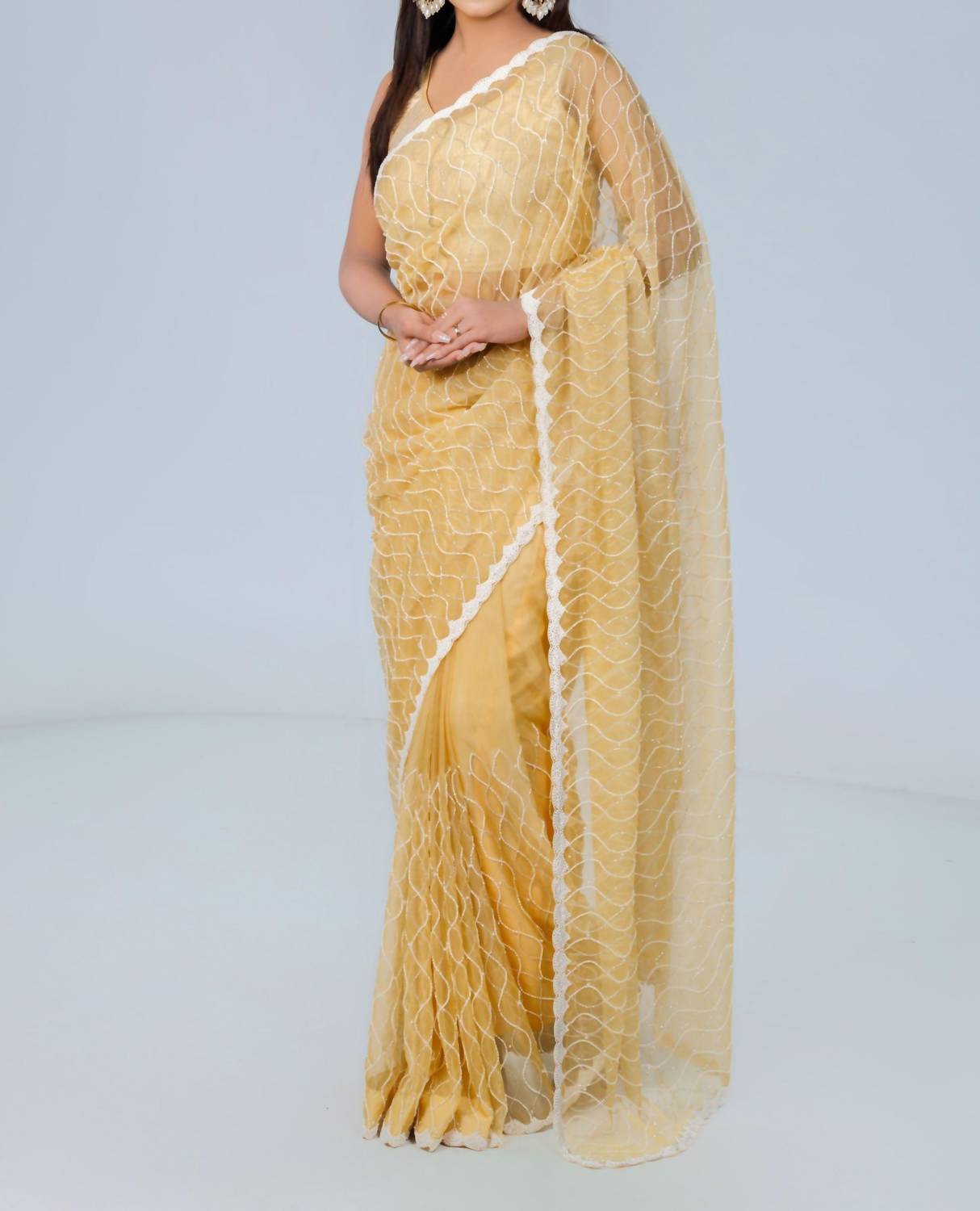 Zaalima Fashion - Wave-pattern Saree
