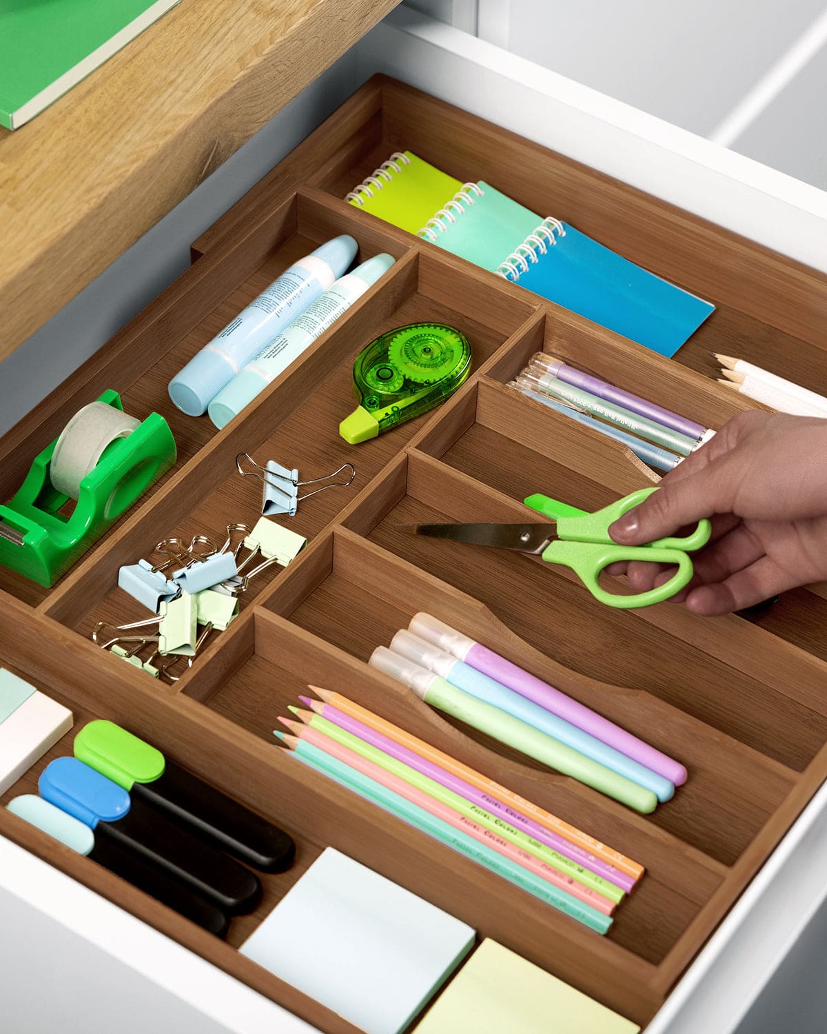 Silverware Drawer Organizer, Brown Bamboo (9 Slots)