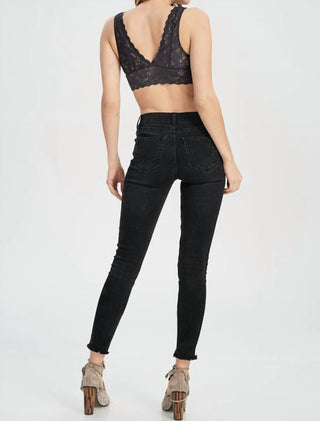 Wishlist - Scalloped Lace V Neck Padded Bralette