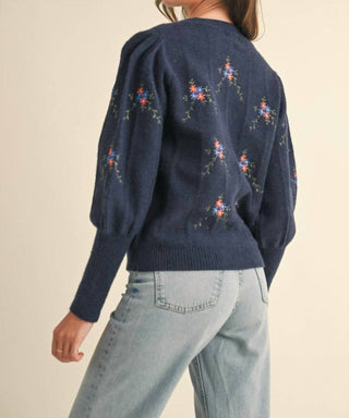 &Merci - Flower Embroidered Sweater