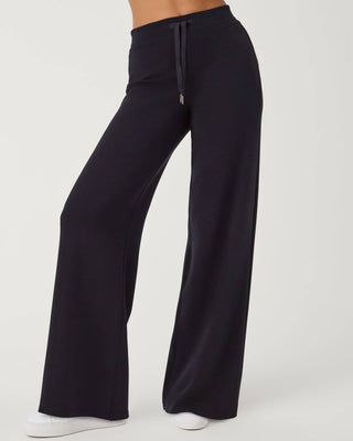 Spanx - Air Essentials Wide Leg Sweatpants