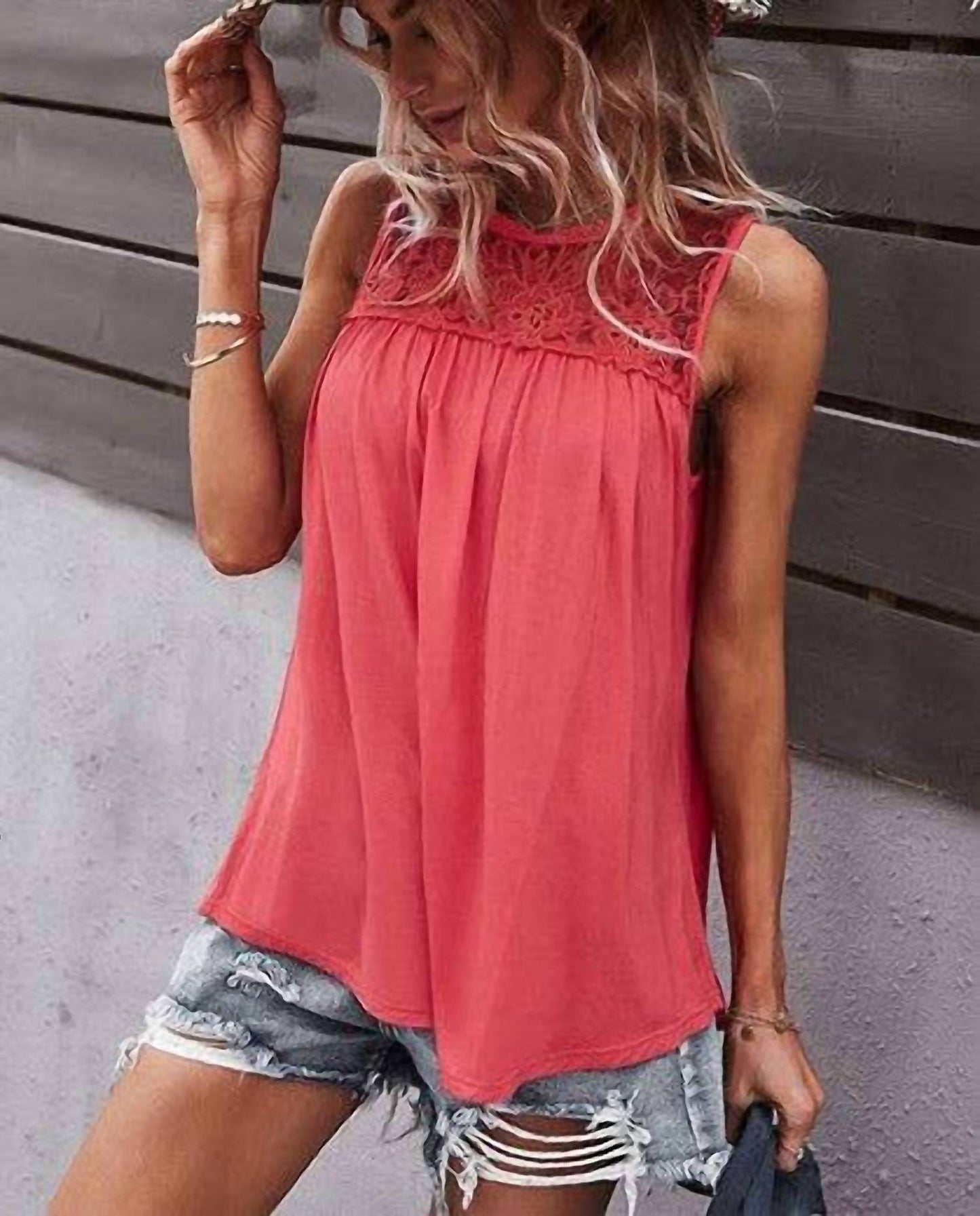 Supreme Fashion - Crew Neck Lace Solid Loose Fit Top