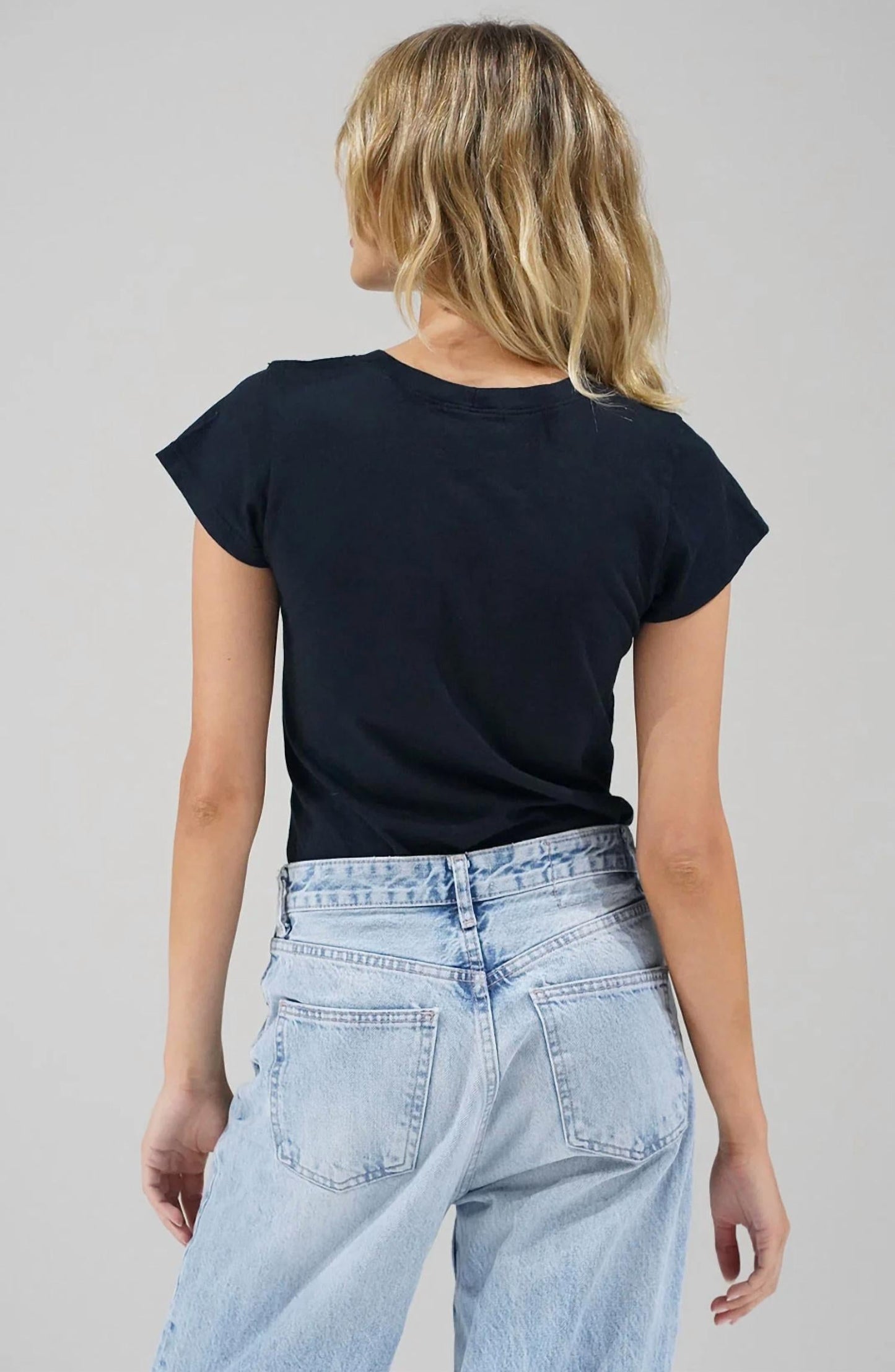 Lna - Fitted Rib Crewneck Tee