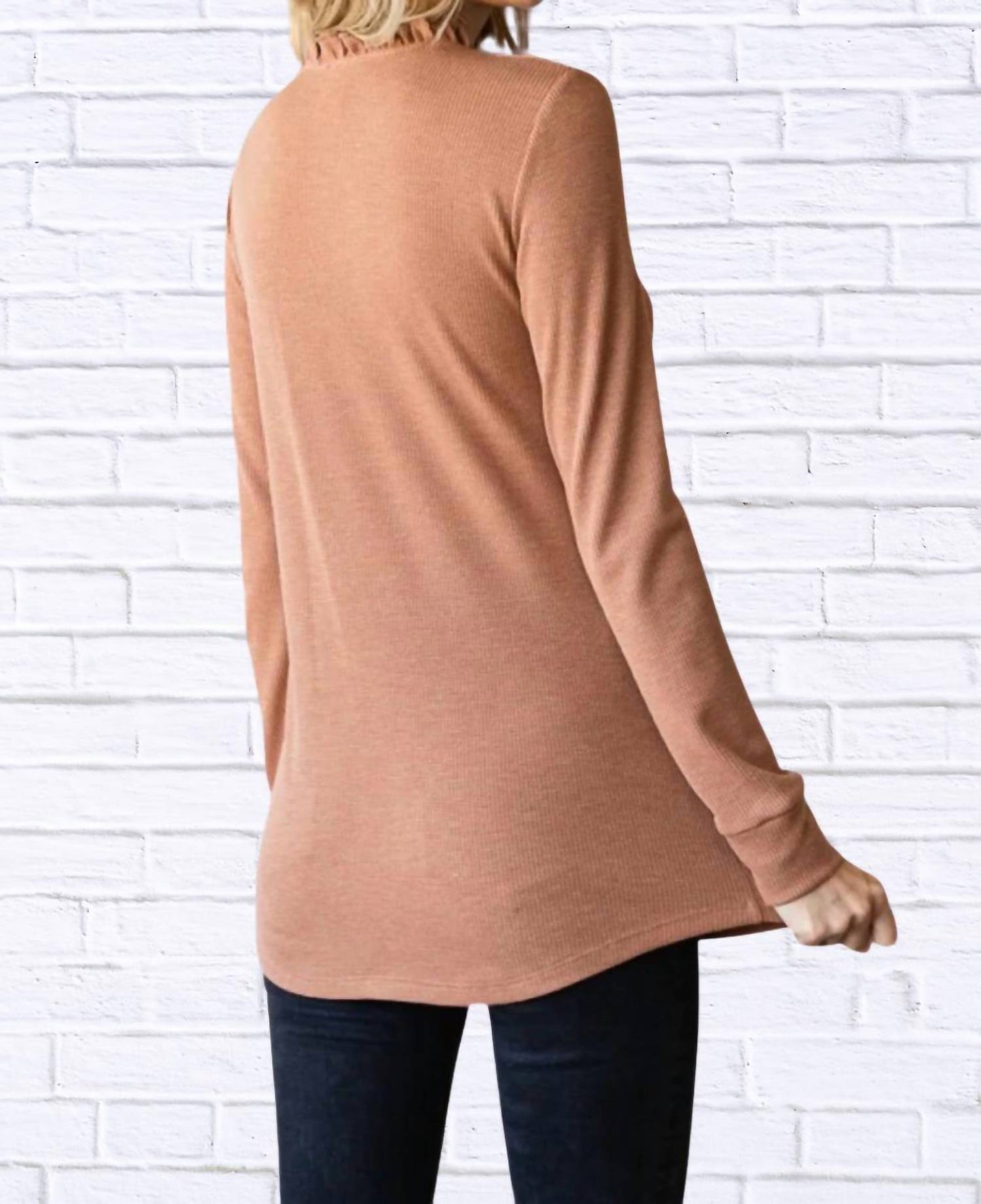 7Th Ray - Ruffle Button Top