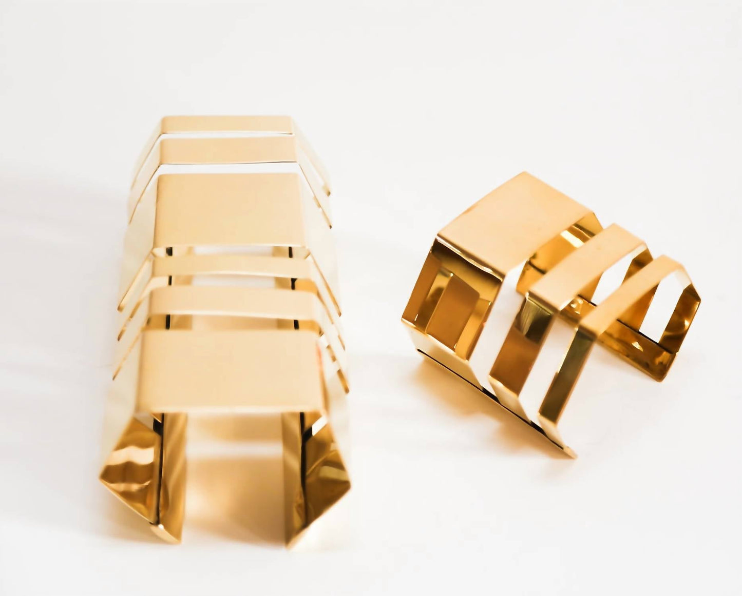 Avenue Chic - Women's Large Octagonal Cuff