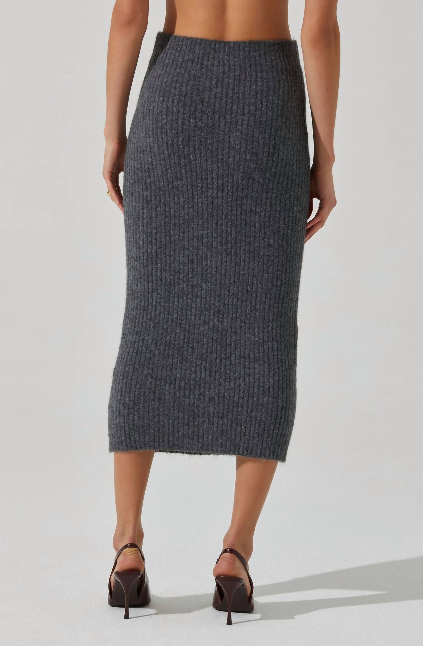 Astr - Neve Ribbed Sweater Midi Skirt