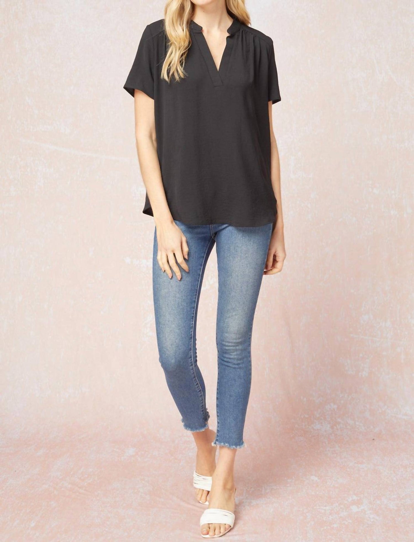Entro - Classic & Chic Top