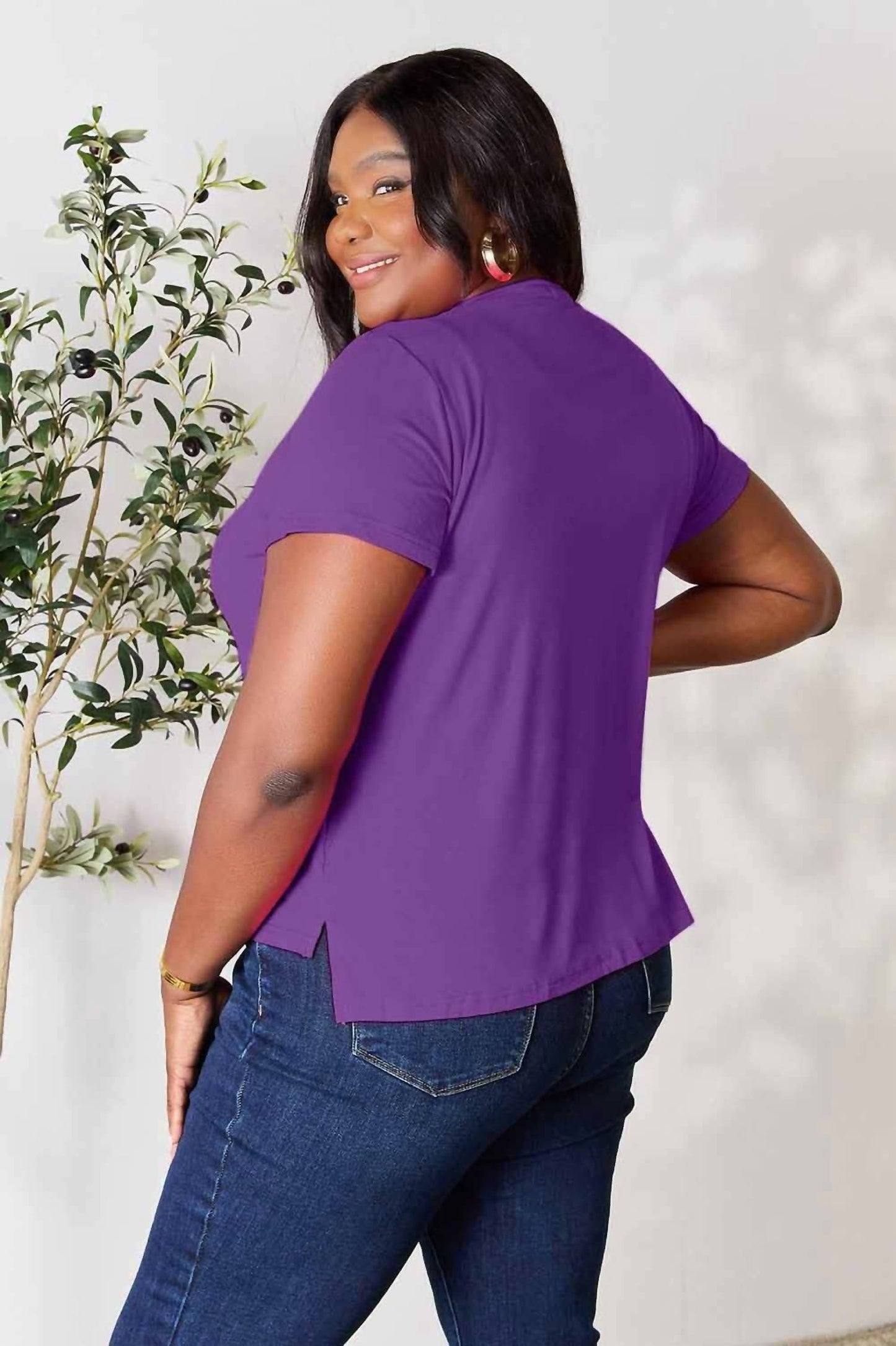 Basic Bae - Essential Curve Tee - Plus