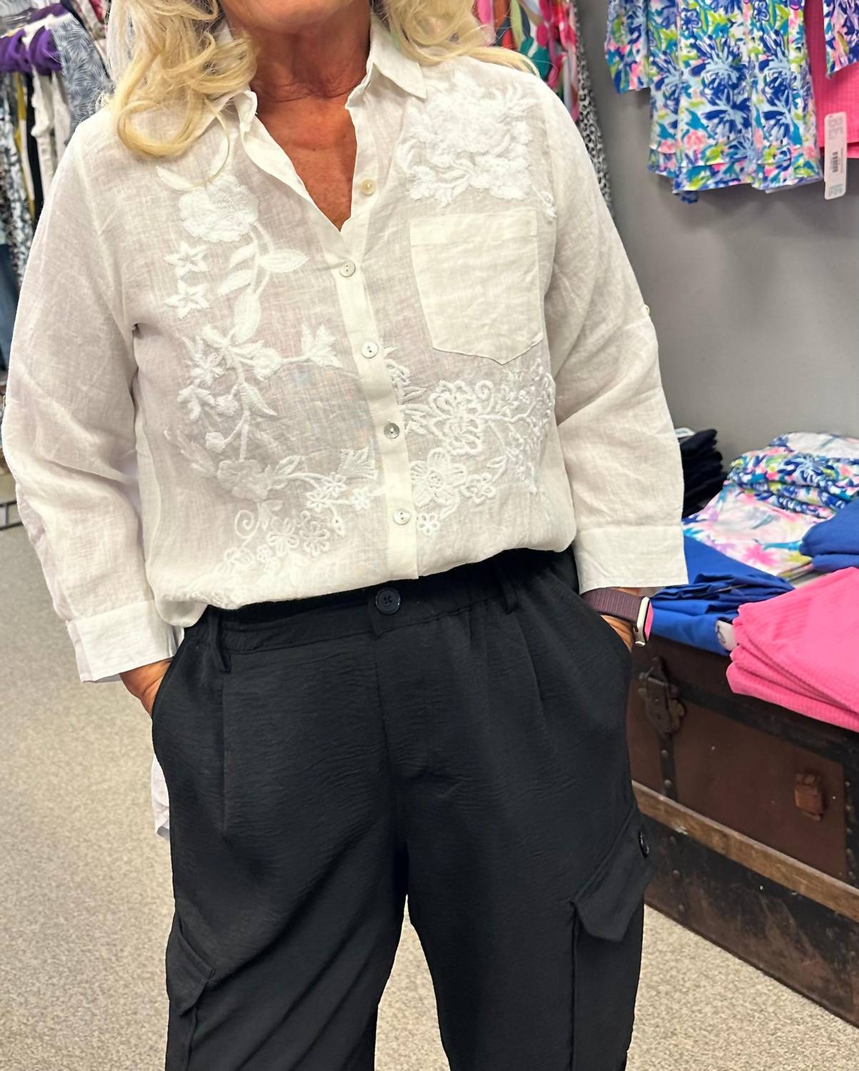 Kyla Seo - Dani Embroidered Linen Shirt