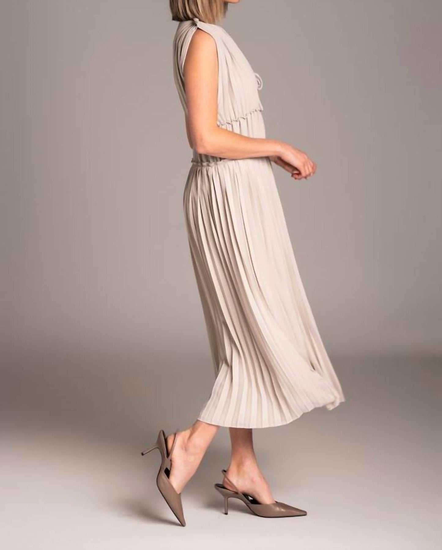 Beatrice .B - Pleated Sleeveless Dress