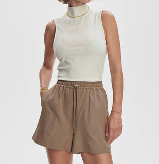 Varley - Esmond Mid Rise Short