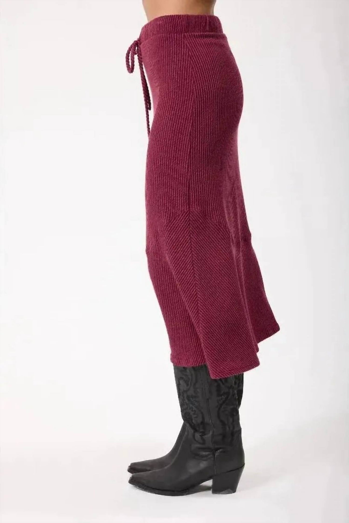 Kylie Paige - Maura Midi Skirt