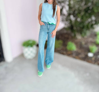 Entro - Women's Scallop Top