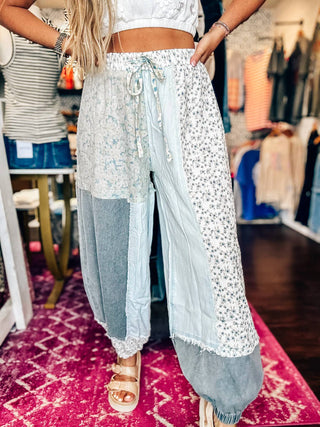 Pol - Denim Patchwork Floral Jogger